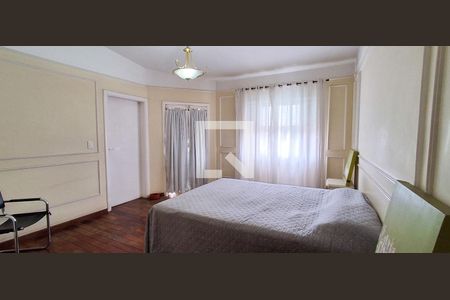 Casa à venda com 380m², 4 quartos e 4 vagasQuarto 