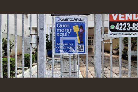 Casa à venda com 380m², 4 quartos e 4 vagasFachada