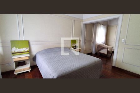 Casa à venda com 380m², 4 quartos e 4 vagasQuarto 