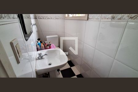 Casa à venda com 380m², 4 quartos e 4 vagasBanheiro