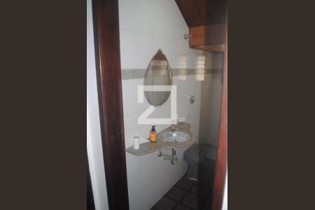 Casa para alugar com 800m², 10 quartos e 6 vagasBanheiro Social 
