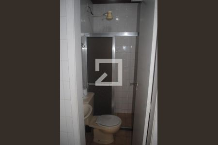 Casa para alugar com 800m², 10 quartos e 6 vagasBanheiro de Serviço