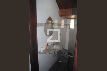 Casa para alugar com 800m², 10 quartos e 6 vagasBanheiro Social 
