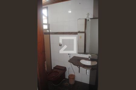 Casa para alugar com 800m², 10 quartos e 6 vagasBanheiro dos Quartos 
