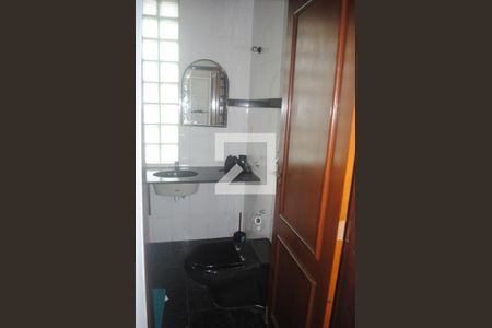 Casa para alugar com 800m², 10 quartos e 6 vagasBanheiro da Suíte 1