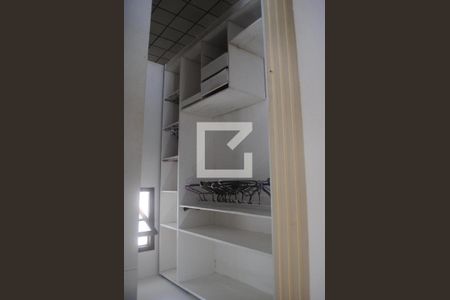 Casa para alugar com 800m², 10 quartos e 6 vagasCloset da suíte 1