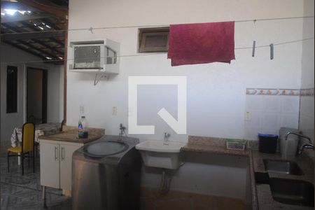 Casa para alugar com 800m², 10 quartos e 6 vagasÁrea de Serviço