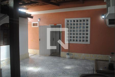 Casa para alugar com 800m², 10 quartos e 6 vagasÁrea de Serviço