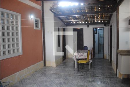 Casa para alugar com 800m², 10 quartos e 6 vagasQuintal