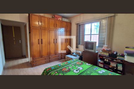 Casa à venda com 139m², 3 quartos e 4 vagasQuarto 