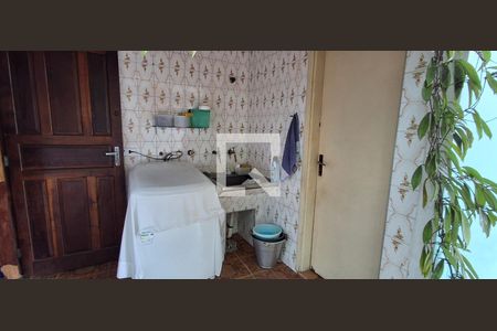 Casa à venda com 139m², 3 quartos e 4 vagasÁrea de serviço 