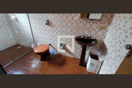 Casa à venda com 139m², 3 quartos e 4 vagasBanheiro