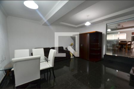 Casa à venda com 300m², 4 quartos e 3 vagas Casa à venda com 300m², 4 quartos e 3 vagasSala Casa 2