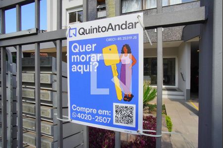 Apartamento à venda com 95m², 2 quartos e 2 vagasPlaquinha