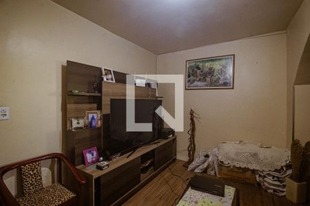 Casa à venda com 240m², 4 quartos e 2 vagas Casa à venda com 240m², 4 quartos e 2 vagasSala