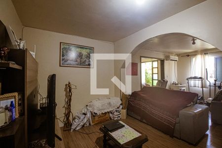 Casa à venda com 240m², 4 quartos e 2 vagas Casa à venda com 240m², 4 quartos e 2 vagasSala