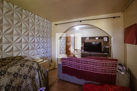 Casa à venda com 240m², 4 quartos e 2 vagas Casa à venda com 240m², 4 quartos e 2 vagasSala