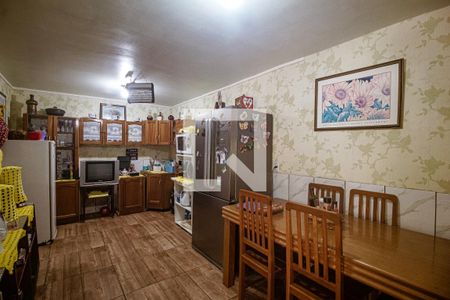 Casa à venda com 240m², 4 quartos e 2 vagas Casa à venda com 240m², 4 quartos e 2 vagasCozinha