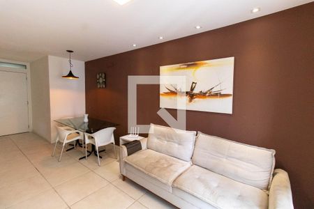 Sala de apartamento para alugar com 2 quartos, 68m² em Santa Rosa, Niterói