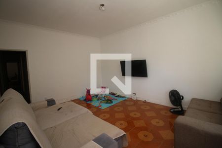 Casa para alugar com 250m², 3 quartos e 3 vagasSala
