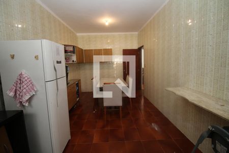 Casa para alugar com 250m², 3 quartos e 3 vagasCozinha