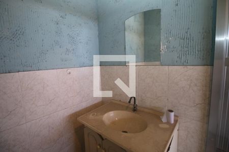 Casa para alugar com 250m², 3 quartos e 3 vagasBanheiro de serviço