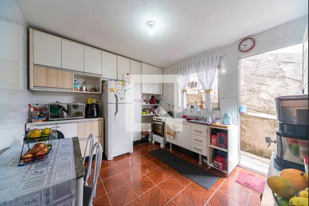 Casa à venda com 160m², 3 quartos e 1 vaga Casa à venda com 160m², 3 quartos e 1 vagaCozinha casa 2