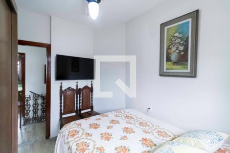 Casa à venda com 188m², 3 quartos e 4 vagasCasa 2 - Quarto 1