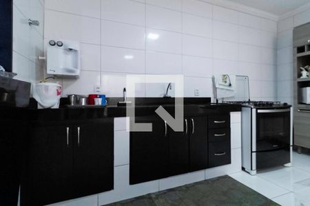 Casa à venda com 188m², 3 quartos e 4 vagasCasa 2 - Cozinha