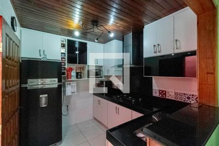 Casa à venda com 188m², 3 quartos e 4 vagasCasa 1 - Cozinha 