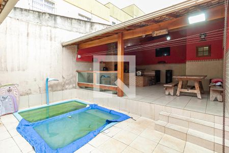 Casa à venda com 188m², 3 quartos e 4 vagasCasa 1 - Piscina 