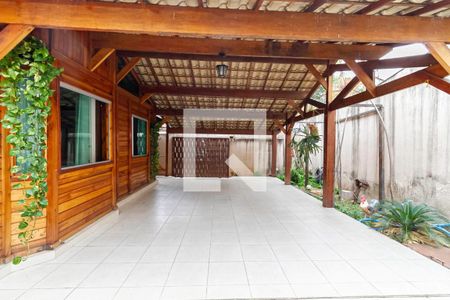 Casa à venda com 188m², 3 quartos e 4 vagasCasa 1 - Garagem 