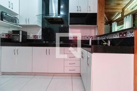 Casa à venda com 188m², 3 quartos e 4 vagasCasa 1 - Cozinha 