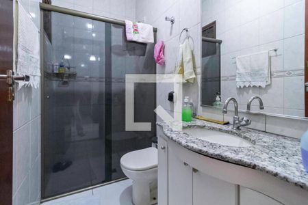 Casa à venda com 188m², 3 quartos e 4 vagasCasa 2 - Banheiro social 