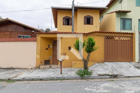 Casa à venda com 188m², 3 quartos e 4 vagasCasa 2 - Fachada 
