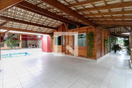 Casa à venda com 188m², 3 quartos e 4 vagasCasa 1 - Entrada 