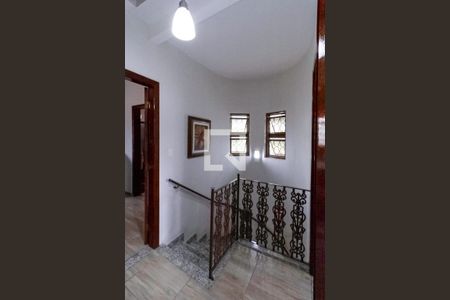 Casa à venda com 188m², 3 quartos e 4 vagasCasa 2 - Corredor