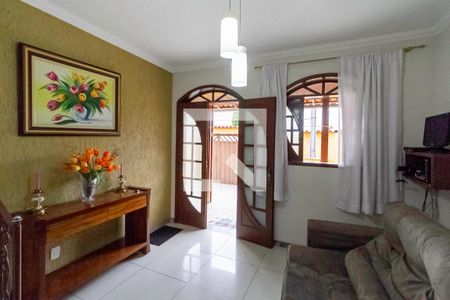 Casa à venda com 188m², 3 quartos e 4 vagasCasa 2 - Sala 1