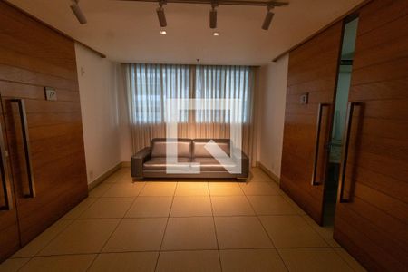 Apartamento à venda com 173m², 3 quartos e 2 vagasÁrea comum