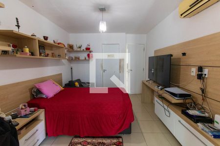 Apartamento à venda com 173m², 3 quartos e 2 vagasSuíte 2