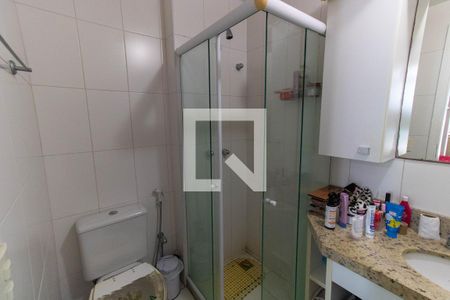 Apartamento à venda com 173m², 3 quartos e 2 vagasBanheiro da Suíte 2