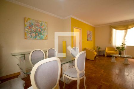 Apartamento à venda com 115m², 2 quartos e 1 vaga Apartamento à venda com 115m², 2 quartos e 1 vagaSala