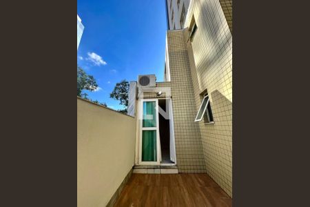 Apartamento à venda com 68m², 1 quarto e 1 vaga Apartamento à venda com 68m², 1 quarto e 1 vagaÁrea Externa