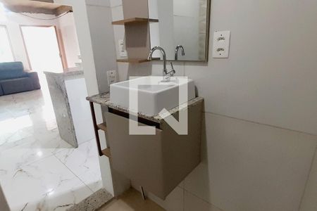 Casa de condomínio à venda com 200m², 2 quartos e 1 vaga Casa de condomínio à venda com 200m², 2 quartos e 1 vagaBanheiro