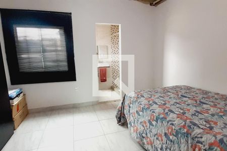 Suíte 1 de casa de condomínio para alugar com 2 quartos, 200m² em Tanque, Rio de Janeiro