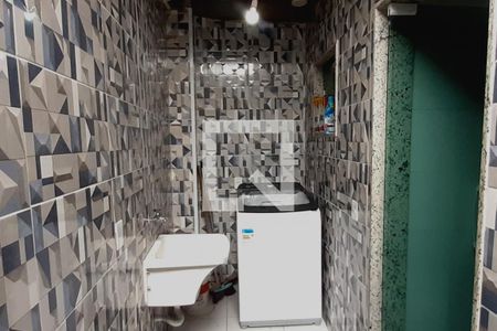 Casa de condomínio à venda com 200m², 2 quartos e 1 vaga Casa de condomínio à venda com 200m², 2 quartos e 1 vagaÁrea de Serviço