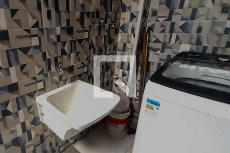 Casa de condomínio à venda com 200m², 2 quartos e 1 vaga Casa de condomínio à venda com 200m², 2 quartos e 1 vagaÁrea de Serviço