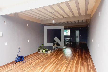 Casa de condomínio à venda com 200m², 2 quartos e 1 vaga Casa de condomínio à venda com 200m², 2 quartos e 1 vagaTerraço