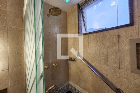 Apartamento à venda com 425m², 4 quartos e 1 vagaBanheiro da Suíte 4