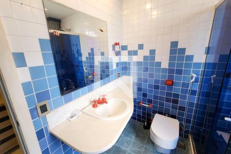 Apartamento à venda com 425m², 4 quartos e 1 vagaBanheiro da Suíte 1